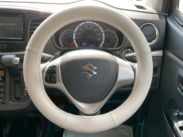 ワゴンＲスティングレー Ｔ　社外６インチナビ　ＴＶ視聴可　ＥＴＣ　ラジオ　ＣＤ　ＤＶＤ　Ｂｌｕｅｔｏｏｔｈ　オートライト　ＵＳＢポート　フロントフォグランプ　サイドバイザー　ハンドルカバー（11枚目）