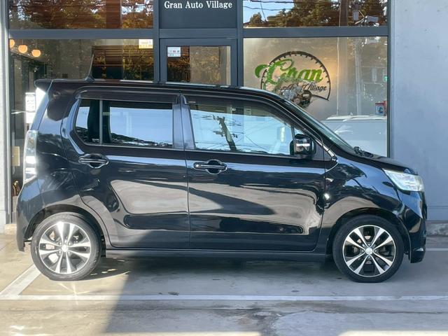 ワゴンＲスティングレー Ｔ　社外６インチナビ　ＴＶ視聴可　ＥＴＣ　ラジオ　ＣＤ　ＤＶＤ　Ｂｌｕｅｔｏｏｔｈ　オートライト　ＵＳＢポート　フロントフォグランプ　サイドバイザー　ハンドルカバー（43枚目）