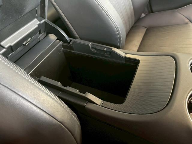 ハリアーハイブリッド Ｚ　モデリスタフルエアロ　パノラミックビュー　録画機能付きデジタルインナーミラー　純正１２型ナビ　ＴＶ視聴可　パワーシート　ハンズフリーパワーバックドア　アダプティブクルーズコントロール　ＥＴＣ（25枚目）