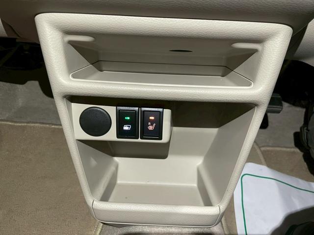 アルトラパン S 全周囲カメラ 社外7型ナビ TV視聴可 LaLa Palmホイール シートヒーター オートライト ラゲージマット ドラレコ ETC サイドバイザー アクセサリーソケット(18枚目)