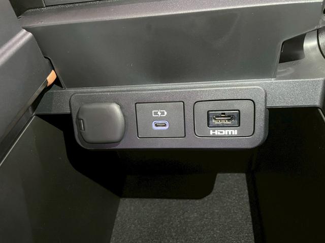 ヴェルファイアハイブリッド Z プレミア ムーンルーフ Dミラー 純正14型ディスプレイ TV視聴可 HDMI トヨタチームメイト パノラミックビュー シートヒーター&ベンチレーション パワースライドドア&バックドア ドラレコ ETC 茶革(25枚目)