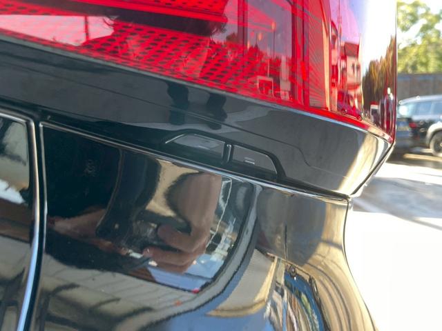 �����^�b�`�ŊJ�\�ȃp���[�o�b�N�h�A�ł��I