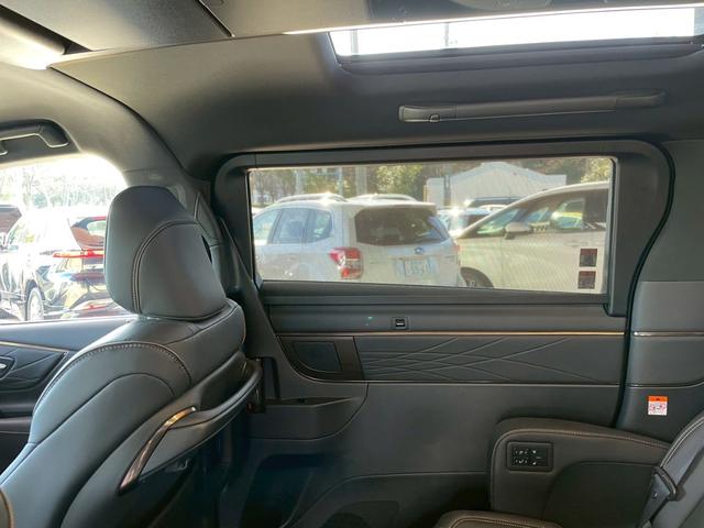 ��Ȃ̓T�C�h�T���V�F�[�h�������Ă���܂��I