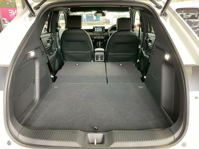 ヴェゼル ｅ：ＨＥＶ　ＲＳ　全周囲カメラ　プレミアムオーディオ　ＴＶキャンセラー　純正９型ナビ　専用ローダウンサスペンション　パワーバックドア　シートヒーター　ステアリングヒータ　電動パーキングブレーキ　ブレーキホールド　ＥＴＣ（35枚目）