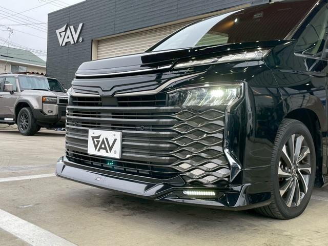 ヴォクシー Ｓ－Ｚ　ＧＲエアロ　純正１０．５型ナビ　ＴＶキャンセラー　ＨＤＭＩ　Ｂｌｕｅｔｏｏｔｈ　パワスラ　バックカメラ　レーダークルーズコントロール　シートヒーター　Ｗエアコン　サイドサンシェード　ドラレコ　ＥＴＣ（4枚目）