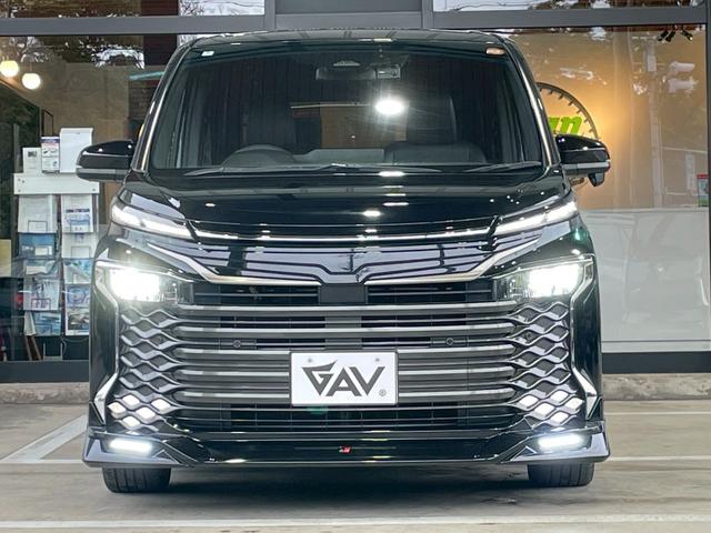 ヴォクシー Ｓ－Ｚ　ＧＲエアロ　純正１０．５型ナビ　ＴＶキャンセラー　ＨＤＭＩ　Ｂｌｕｅｔｏｏｔｈ　パワスラ　バックカメラ　レーダークルーズコントロール　シートヒーター　Ｗエアコン　サイドサンシェード　ドラレコ　ＥＴＣ（6枚目）