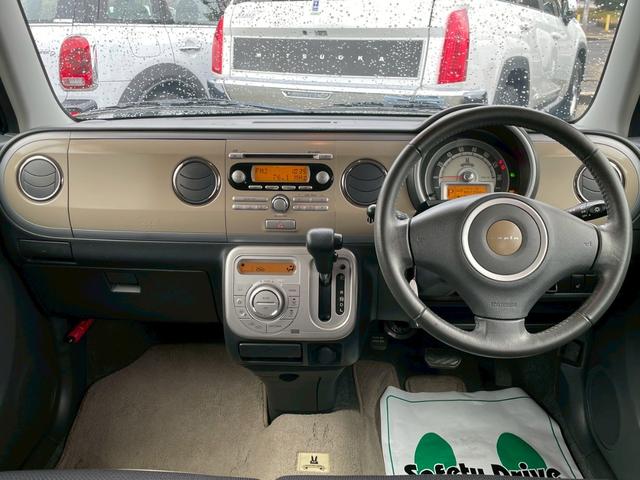 アルトラパン １０ｔｈアニバーサリーリミテッド　ワンオーナー　シートヒーター　ＥＴＣ　禁煙車　ラジオ　ＣＤ　キーレス　スマートキー　サイドバイザー　アクセサリーソケット　純正１４インチホイール　ドリンクホルダー（10枚目）