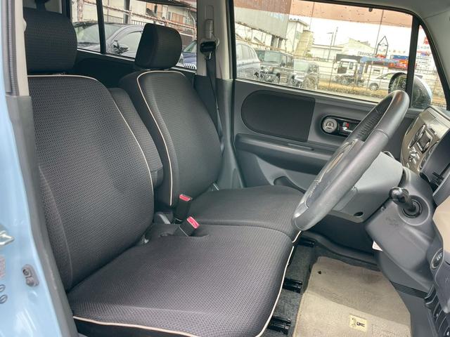 アルトラパン １０ｔｈアニバーサリーリミテッド　ワンオーナー　シートヒーター　ＥＴＣ　禁煙車　ラジオ　ＣＤ　キーレス　スマートキー　サイドバイザー　アクセサリーソケット　純正１４インチホイール　ドリンクホルダー（17枚目）