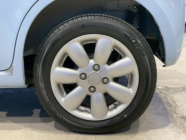 アルトラパン １０ｔｈアニバーサリーリミテッド　ワンオーナー　シートヒーター　ＥＴＣ　禁煙車　ラジオ　ＣＤ　キーレス　スマートキー　サイドバイザー　アクセサリーソケット　純正１４インチホイール　ドリンクホルダー（33枚目）