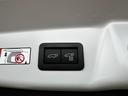 プリウス Ｚ　雹災　３６０度カメラ　ドライブレコーダー　デジタルインナーミラー　フロアマット　内装赤　ＥＴＣ　ＢＳＭ（8枚目）