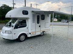 �����ɥ����˥��������Ƥ��ꡢ��ư�ǲ󤹤��Ȥˤ�결���Τ褦��Ÿ������ǽ�Ǥ��� 6