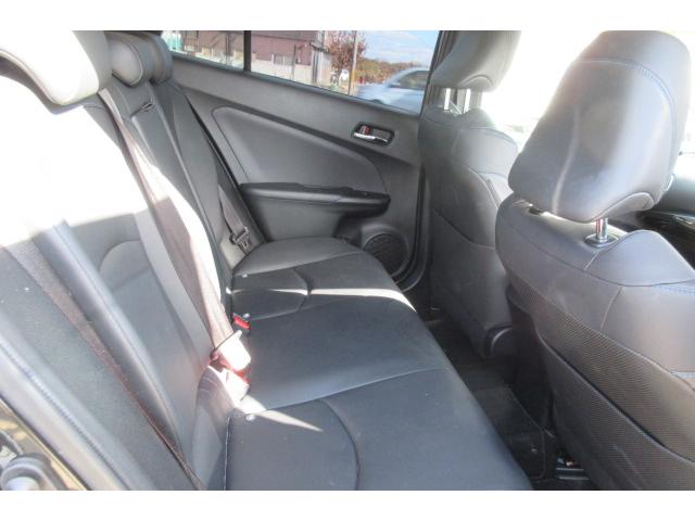 プリウス Ｓツーリングセレクション　モデリスタエアロ　アルパインナビＴＶ　Ｂモニター　クルコン　合皮シート　外１７インチアルミ（9枚目）