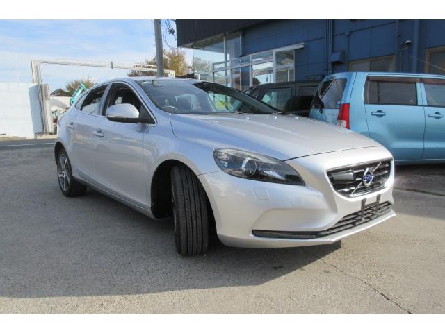 V40 D4 SE 純正ナビTV Bモニター レザーシート ヒーター シティセーフティ 車検整備付き(6枚目)