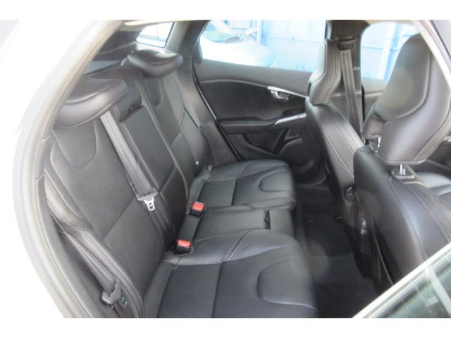 V40 D4 SE 純正ナビTV Bモニター レザーシート ヒーター シティセーフティ 車検整備付き(12枚目)