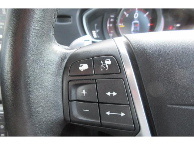 V40 D4 SE 純正ナビTV Bモニター レザーシート ヒーター シティセーフティ 車検整備付き(21枚目)