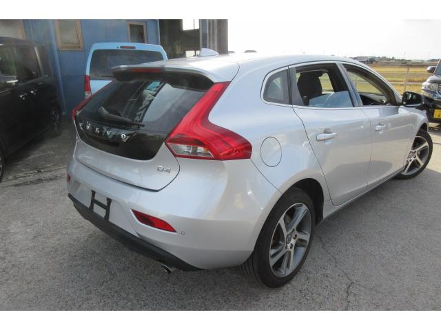 V40 D4 SE 純正ナビTV Bモニター レザーシート ヒーター シティセーフティ 車検整備付き(26枚目)