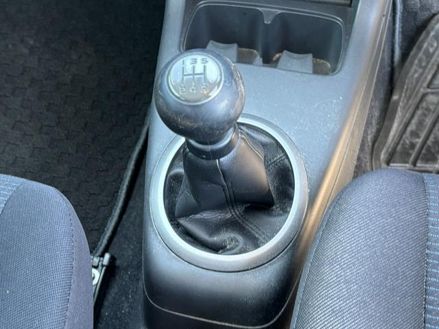 スイフト １．３ＸＧ　Ｌパッケージ　ユーザー買取車／ディスチャージランプ付き／スマートキー／５速ミッション車／社外ＡＷ（22枚目）