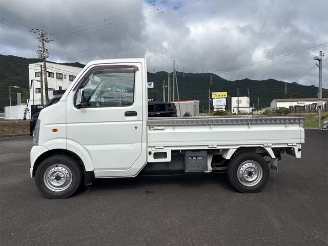 キャリイトラック ＫＣエアコン・パワステ　４ＷＤ　エアコンパワステ　ラジオ　修復歴なし（3枚目）