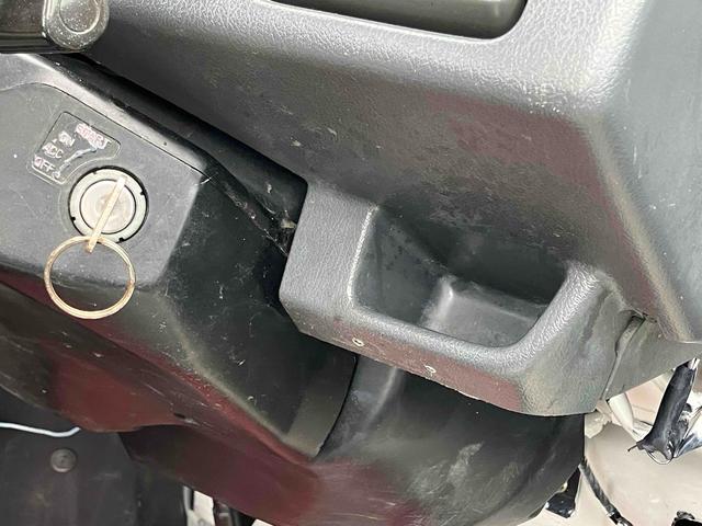 アクティトラック 　軽トラック　４ＷＤ　ＭＴ（19枚目）