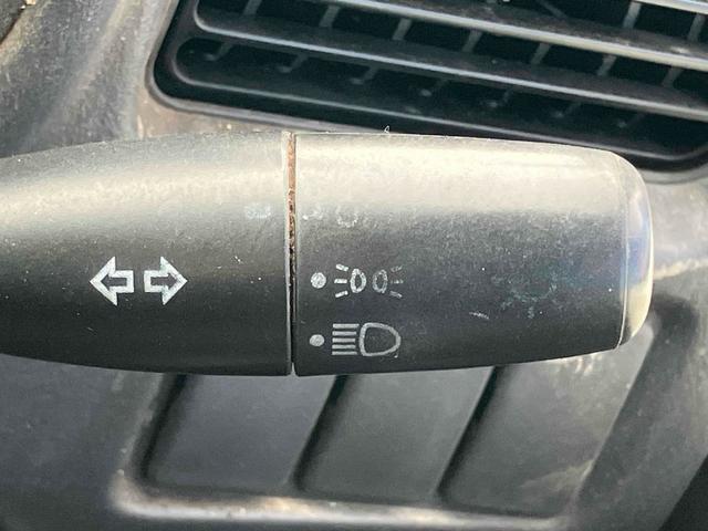 サンバートラック 　４ＷＤ　軽トラック　ＭＴ　エアコン　運転席エアバッグ（17枚目）