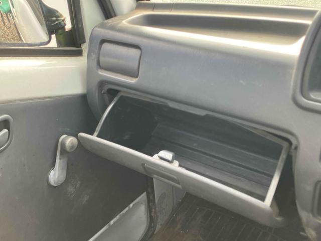 サンバートラック 　４ＷＤ　軽トラック　ＭＴ　エアコン　運転席エアバッグ（22枚目）