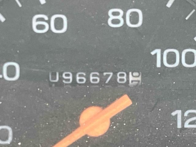 サンバートラック 　４ＷＤ　軽トラック　ＭＴ　エアコン　運転席エアバッグ（23枚目）