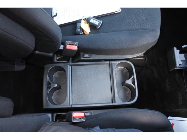 デリカＤ：５ Ｄ　パワーパッケージ　４ＷＤ　ターボ　フリップダウンモニター　ＥＴＣ　バックカメラ　７人乗り　両側パワースライドドア　ナビ　ＴＶ　シートヒーター　オートクルーズコントロール　スマートキー（51枚目）