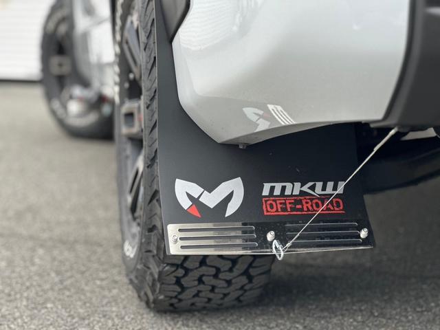 デリカD:5 P WARLOCKボディキット ALPINE11型ナビ ETC GOQBUTO/フロントバンパーガード MKW/マッドフラップ/ブラック エクシードバイザー リアエンブレムマットブラック塗装(17枚目)