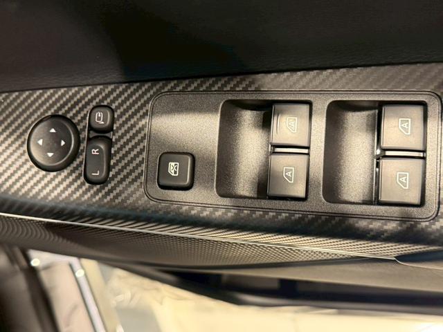 デリカD:5 P WARLOCKボディキット ALPINE11型ナビ ETC GOQBUTO/フロントバンパーガード MKW/マッドフラップ/ブラック エクシードバイザー リアエンブレムマットブラック塗装(47枚目)