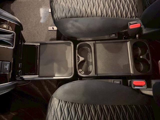 デリカD:5 P WARLOCKボディキット ALPINE11型ナビ ETC GOQBUTO/フロントバンパーガード MKW/マッドフラップ/ブラック エクシードバイザー リアエンブレムマットブラック塗装(58枚目)