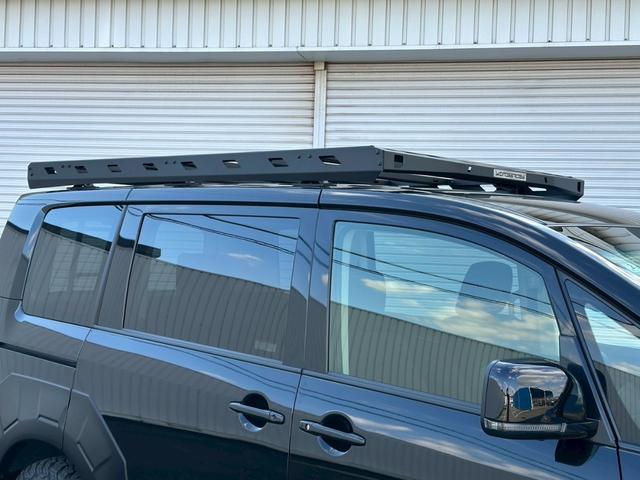 デリカＤ：５ Ｇ　パワーパッケージ　Ｇ－ＰｏｗｅｒＰａｃｋａｇｅ　ハーティーラン　サイドムービングシート仕様　ＡＬＰＩＮＥ１１型ナビ　ＷＡＲＬＯＣＫボディＫＩＴ　クロスロードルーフラック　ＪＡＯＳ製リアラダー　ＭＫＷ製マッドフラップ（25枚目）