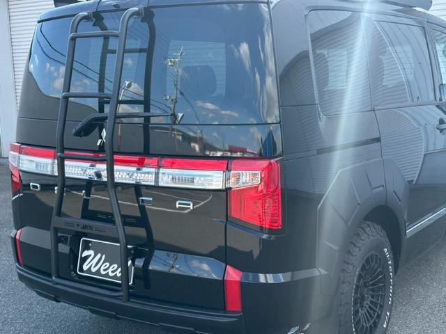 デリカＤ：５ Ｇ　パワーパッケージ　Ｇ－ＰｏｗｅｒＰａｃｋａｇｅ　ハーティーラン　サイドムービングシート仕様　ＡＬＰＩＮＥ１１型ナビ　ＷＡＲＬＯＣＫボディＫＩＴ　クロスロードルーフラック　ＪＡＯＳ製リアラダー　ＭＫＷ製マッドフラップ（27枚目）