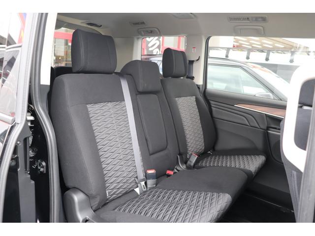 ２ｒｄシート（８人乗り）