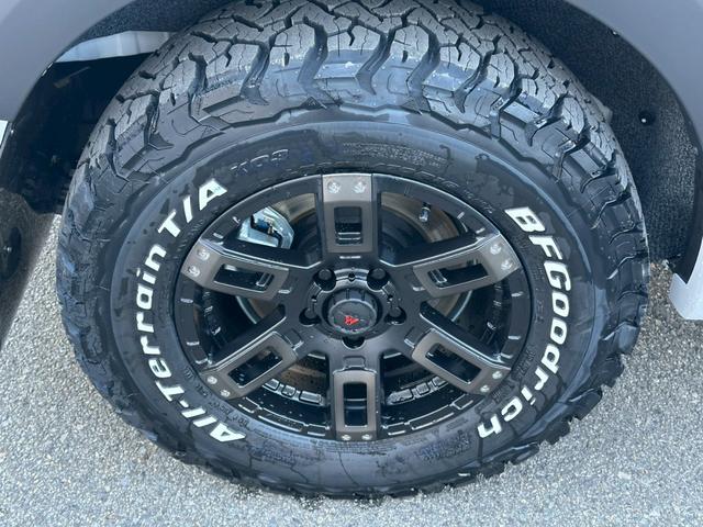 デリカD:5 ブラックエディション ALPINE11型ナビ ETC GOQBUTO/フロントバンパーガード MKW/マッドフラップ/ブラック 電動サイドステップレス 本革シート 両側電動スライドドア 電動パワーテールゲート(30枚目)