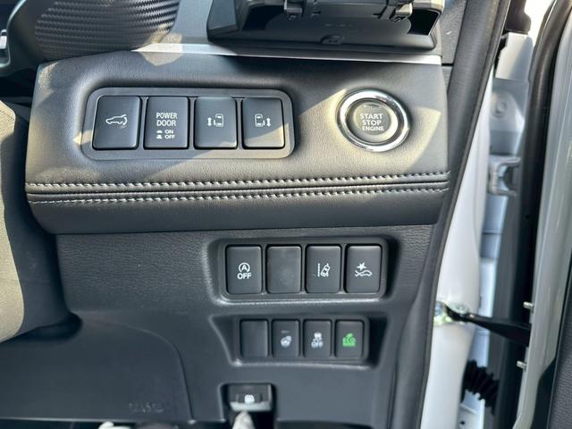 デリカD:5 ブラックエディション ALPINE11型ナビ ETC GOQBUTO/フロントバンパーガード MKW/マッドフラップ/ブラック 電動サイドステップレス 本革シート 両側電動スライドドア 電動パワーテールゲート(46枚目)