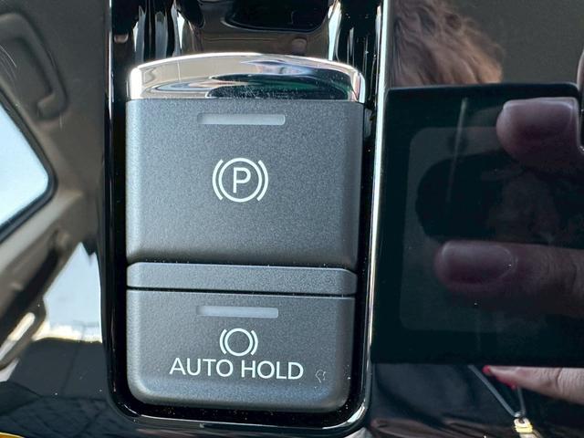 デリカD:5 ブラックエディション ALPINE11型ナビ ETC GOQBUTO/フロントバンパーガード MKW/マッドフラップ/ブラック 電動サイドステップレス 本革シート 両側電動スライドドア 電動パワーテールゲート(47枚目)