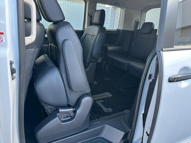 デリカD:5 ブラックエディション ALPINE11型ナビ ETC GOQBUTO/フロントバンパーガード MKW/マッドフラップ/ブラック 電動サイドステップレス 本革シート 両側電動スライドドア 電動パワーテールゲート(66枚目)