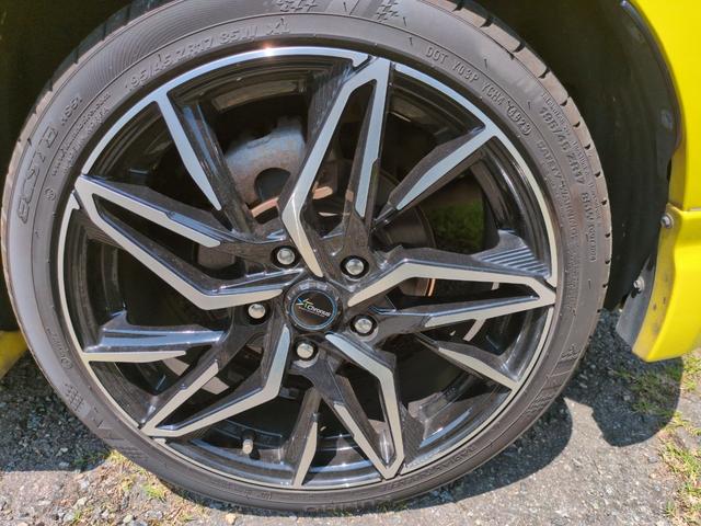 スイフトスポーツ ベースグレード　ドライブレコーダー　ＥＴＣ　バックカメラ　ナビ　ＴＶ　オートクルーズコントロール　アルミホイール　ＨＩＤ　スマートキー　電動格納ミラー　ＭＴ　盗難防止システム　衝突安全ボディ　ＡＢＳ　ＥＳＣ（33枚目）