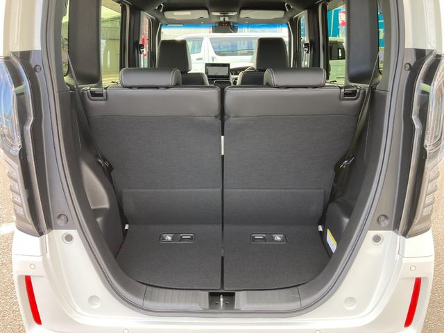 Ｎ－ＢＯＸカスタム Ｌターボ　スタイル＋ブラック　純正９インチナビ　フルセグＴＶ　バックカメラ　Ｂｌｕｅｔｏｏｔｈ　両側電動スライドドア　シートヒーター　Ｒクリアランスソナー　ＬＥＤヘッドライト　横滑り防止装置　衝突被害軽減ブレーキホンダセンシング（18枚目）