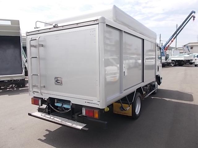 エルフトラック 　積載２ｔ　ＡＴ　須河車体ボトルカー　パワーウインドウ　パワーステアリング　エアコン　アイドリングストップ　左電格ミラー　ディーゼル車（6枚目）