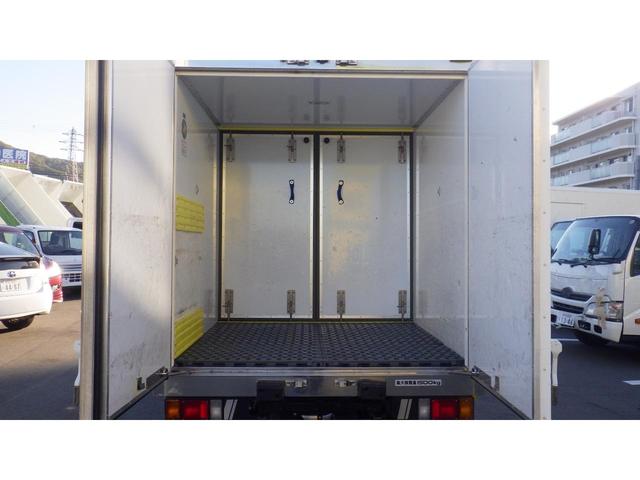 エルフトラック 　－３０℃設定　冷蔵冷凍車　積載１．５ｔ　左サイドスライドドア　５ＭＴ（22枚目）