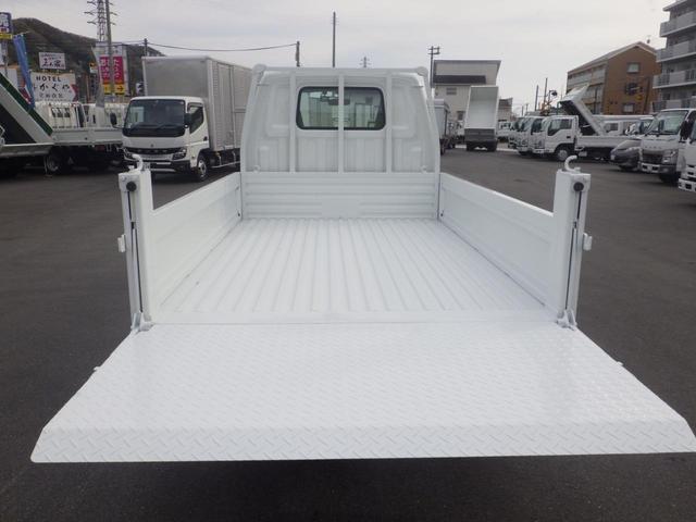 ボンゴトラック ＤＸ　積載７００ｋｇ　新明和垂直パワーゲート　５ＭＴ　ドラレコ　パワーステアリング　パワーウインドウ　エアコン　二人乗り　ガソリン車　エアバッグ（25枚目）