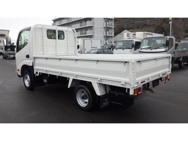トヨエース ロングジャストロー　積載１．５ｔ　５ＭＴ　普通免許対応　車両総重量３，４２５ｋｇ　荷台内寸　長さ：３１０ｃｍ　幅：１６０ｃｍ　高さ：３８ｃｍ　パワーステアリング　パワーウィンドウ　ＥＴＣ　後輪Ｗタイヤ（9枚目）