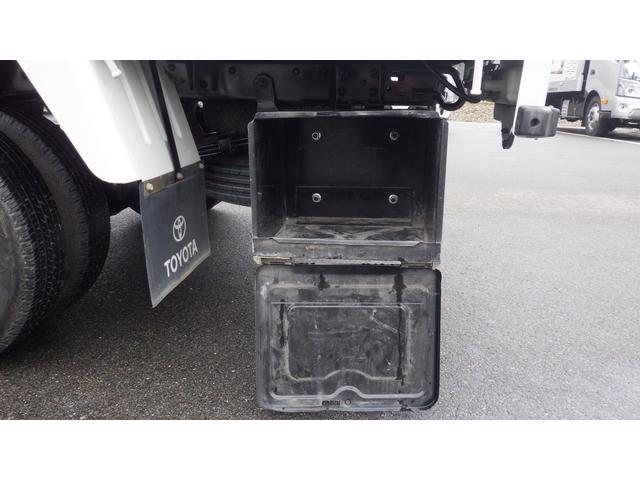 トヨエース ロングジャストロー　積載１．５ｔ　５ＭＴ　普通免許対応　車両総重量３，４２５ｋｇ　荷台内寸　長さ：３１０ｃｍ　幅：１６０ｃｍ　高さ：３８ｃｍ　パワーステアリング　パワーウィンドウ　ＥＴＣ　後輪Ｗタイヤ（24枚目）