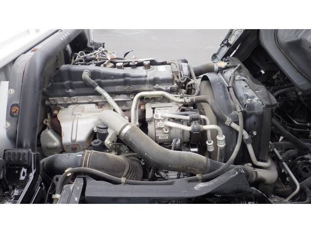 トヨエース ロングジャストロー　積載１．５ｔ　５ＭＴ　普通免許対応　車両総重量３，４２５ｋｇ　荷台内寸　長さ：３１０ｃｍ　幅：１６０ｃｍ　高さ：３８ｃｍ　パワーステアリング　パワーウィンドウ　ＥＴＣ　後輪Ｗタイヤ（27枚目）