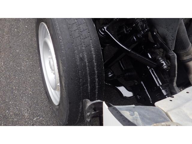 トヨエース ロングジャストロー　積載１．５ｔ　５ＭＴ　普通免許対応　車両総重量３，４２５ｋｇ　荷台内寸　長さ：３１０ｃｍ　幅：１６０ｃｍ　高さ：３８ｃｍ　パワーステアリング　パワーウィンドウ　ＥＴＣ　後輪Ｗタイヤ（30枚目）