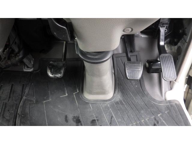 トヨエース ロングジャストロー　積載１．５ｔ　５ＭＴ　普通免許対応　車両総重量３，４２５ｋｇ　荷台内寸　長さ：３１０ｃｍ　幅：１６０ｃｍ　高さ：３８ｃｍ　パワーステアリング　パワーウィンドウ　ＥＴＣ　後輪Ｗタイヤ（47枚目）