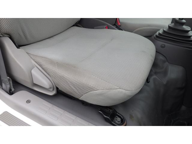 トヨエース ロングジャストロー　積載１．５ｔ　５ＭＴ　普通免許対応　車両総重量３，４２５ｋｇ　荷台内寸　長さ：３１０ｃｍ　幅：１６０ｃｍ　高さ：３８ｃｍ　パワーステアリング　パワーウィンドウ　ＥＴＣ　後輪Ｗタイヤ（53枚目）