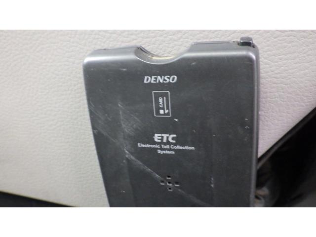 トヨエース ロングジャストロー　積載１．５ｔ　５ＭＴ　普通免許対応　車両総重量３，４２５ｋｇ　荷台内寸　長さ：３１０ｃｍ　幅：１６０ｃｍ　高さ：３８ｃｍ　パワーステアリング　パワーウィンドウ　ＥＴＣ　後輪Ｗタイヤ（62枚目）