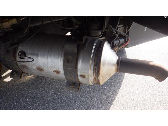 キャンター ロング全低床　積載３ｔ　ＡＴ　アルミバン　左スライドドア　ラッシングレール２段　車両総重量５，８９５ｋｇ　荷台内寸　長さ：３０５ｃｍ　幅：１７６ｃｍ　高さ：２０５ｃｍ　バックモニター　社外オーディオ（28枚目）